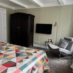 ** Bed & Breakfast Dahli's Sleep Boutique Nederland