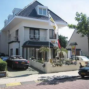 / Tanahlot Hotel
